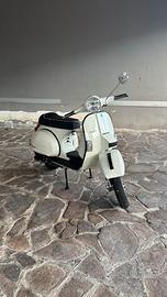 Vespa 125 px