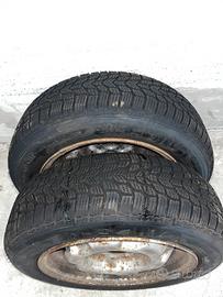 Gomme auto