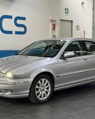 JAGUAR X-Type 2.5 V6 Executive