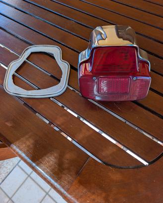 faro posteriore Vespa GL