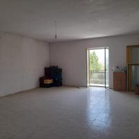 Locale 120mq