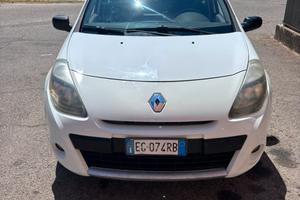 Renault Clio 1.5 dCi 75CV - anno 2011