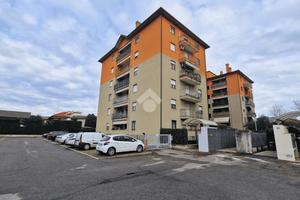 2 LOCALI A GALLARATE