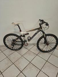 Olympia  in Carbonio full suspended   da 10,5 Kg