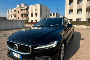 Volvo V60 Business D3 2020 2.0