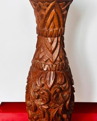 Vaso in legno