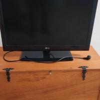 Vendersi tv 32 pollici LG