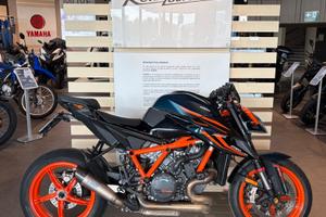 KTM 1290 SUPER DUKE R (2022)