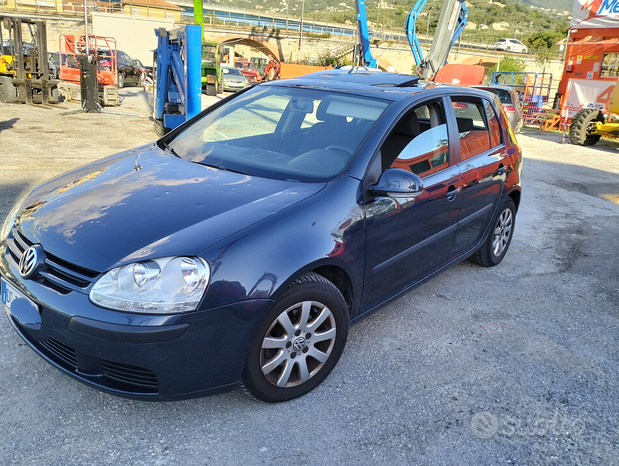 Volkswagen Golf 5 1.6b-2006