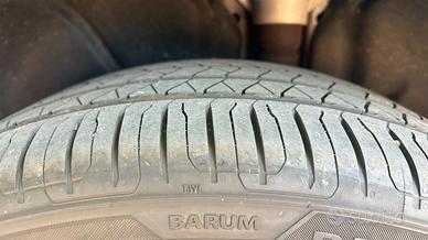 Pneumatici Barum Bravuris 6 255 45 r20 101W DOT 26