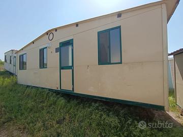 Shelbox Garda 8x3,30