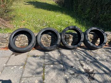 Pneumatici 225/40 r18
