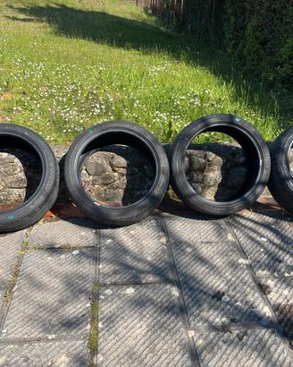 Pneumatici 225/40 r18