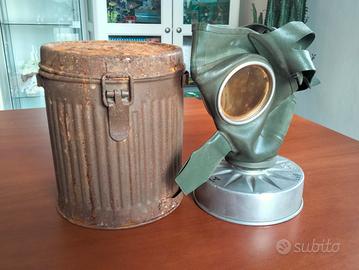 Maschera antigas tedesca WW2 no elmetto Luftschutz