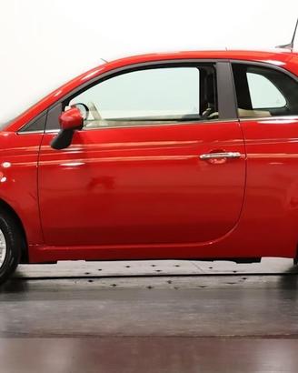 Fiat 500 1.0 Hybrid Red