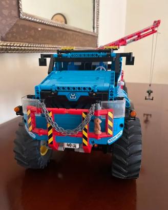 LEGO Technic 42070 - Camion Autogrù 6x6 All-Terrai