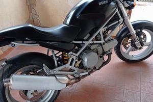 Ducati Monster 600 del 2001 