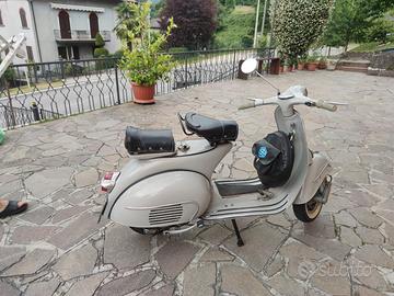 Piaggio Vespa 150 (VBA1-VBB1) - Anni 60