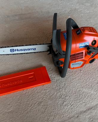 Motosega husqvarna 135 mark II pari al nuovo