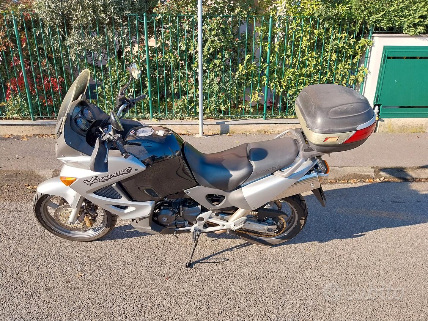 Honda Varadero 1000 2003 Moto e Scooter In vendita a Milano