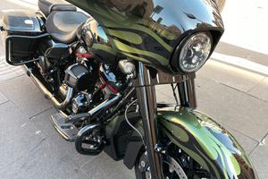 Harley street glide cvo 2022 envious green