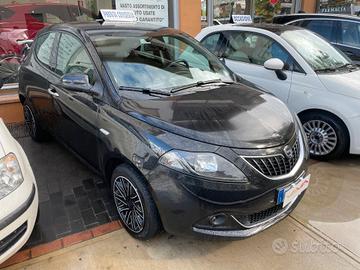 Lancia Ypsilon 1.0 FireFly 5 porte S&S Hybrid Ecoc