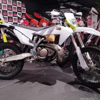 HUSQVARNA TE 300 TE 300
