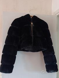 Bella  pellicciotta sintetica.