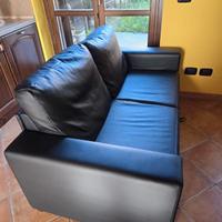 divano ecopelle nero