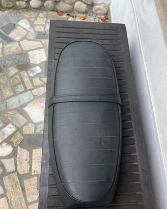 Sella triumph bonnevil