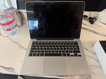 MacBook 13 pollici A1502