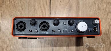 Focusrite Scarlett 2i4