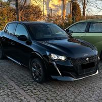 Peugeot e-208 Allure Pack 2021 - 100% elettrica