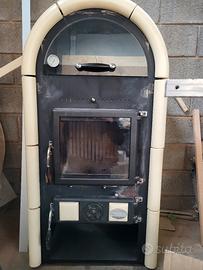 Stufa a legna con forno 