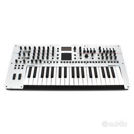 Roland Gaia 2