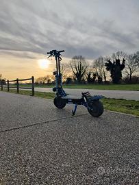 o-otd D99 monopattino doppio motore 6000watt 