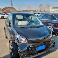 Ricambi carrozzeria e cerchi smart