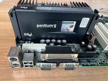 Scheda Madre Pentium 2 + 3 Banchi Ram Vintage