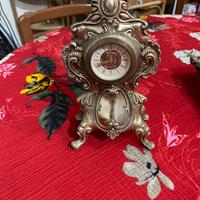 Orologio da tavolo vintage in stile barocco