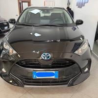 Toyota Yaris 2023 1.5 Hybrid 5 porte Business