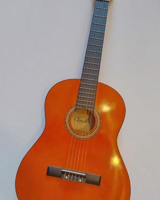 Chitarra classica nuova, mai usata