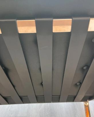 Poltrona Barcelona riproduzione italiana