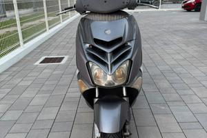 Aprilia Leonardo 300cc