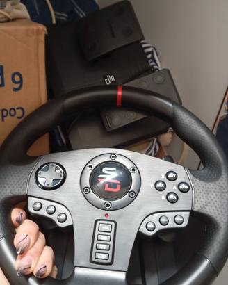 Pedaliera e volante