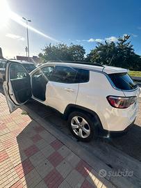 Jeep compass Bianca (consumi ridotti)