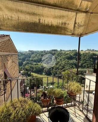 2 LOCALI A TARANO