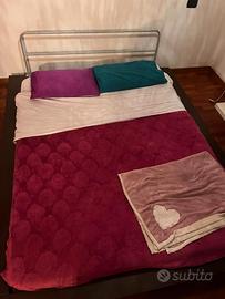 Letto matrimoniale con comodini - stile giapponese