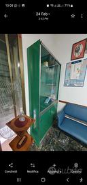 2 vetrinette  190x1x0.3  e 198x1x0.30  euro 100