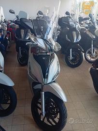 Kymco People 125i S