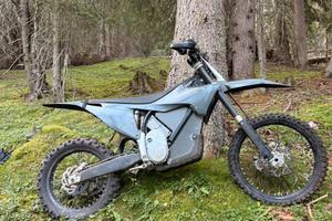 Stark varg 2023 mx 1.0